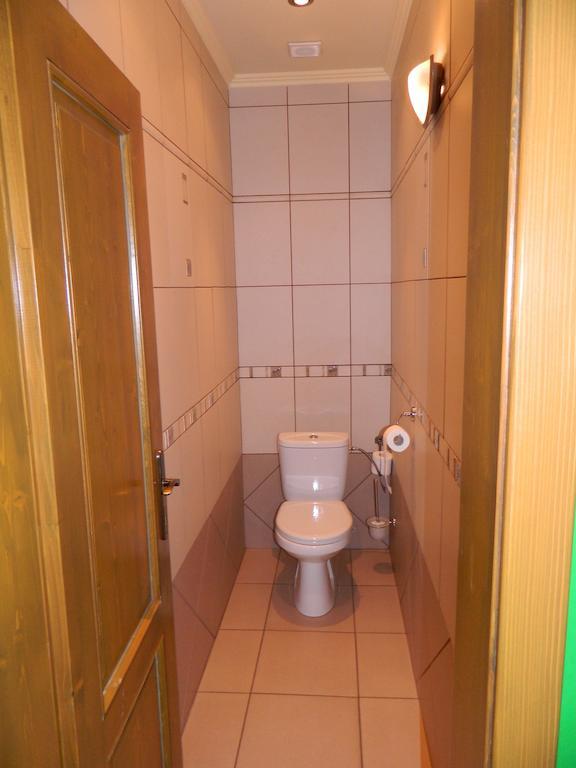 Hotel Slnecny Dvor Michalovce Room photo